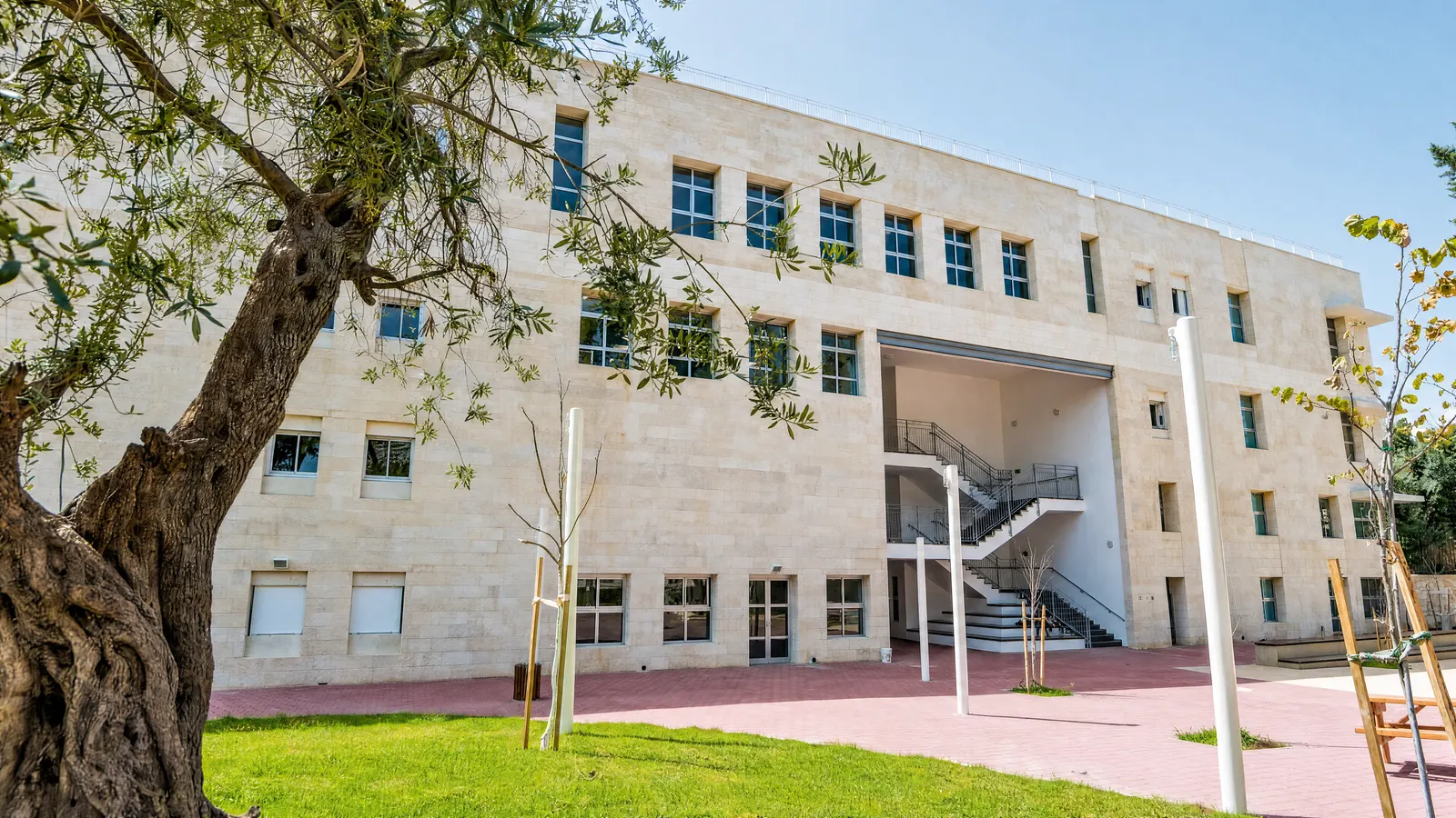 בית ספר לאומנויות — ירושלים, פרויקט של עמגד לבנייה בע״מ