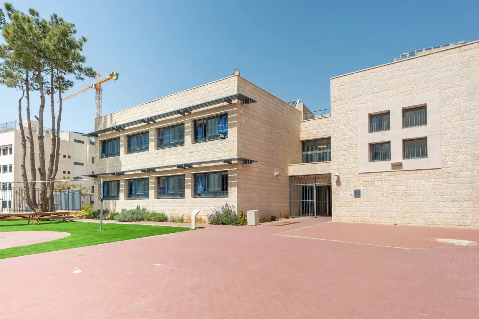 בית ספר ״הימלפרב״ — ירושלים, פרויקט של עמגד לבנייה בע״מ
