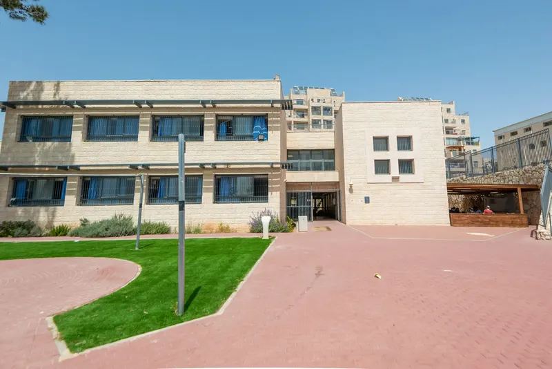בית ספר ״הימלפרב״, ירושלים — תמונה 2 מתוך הפרויקט